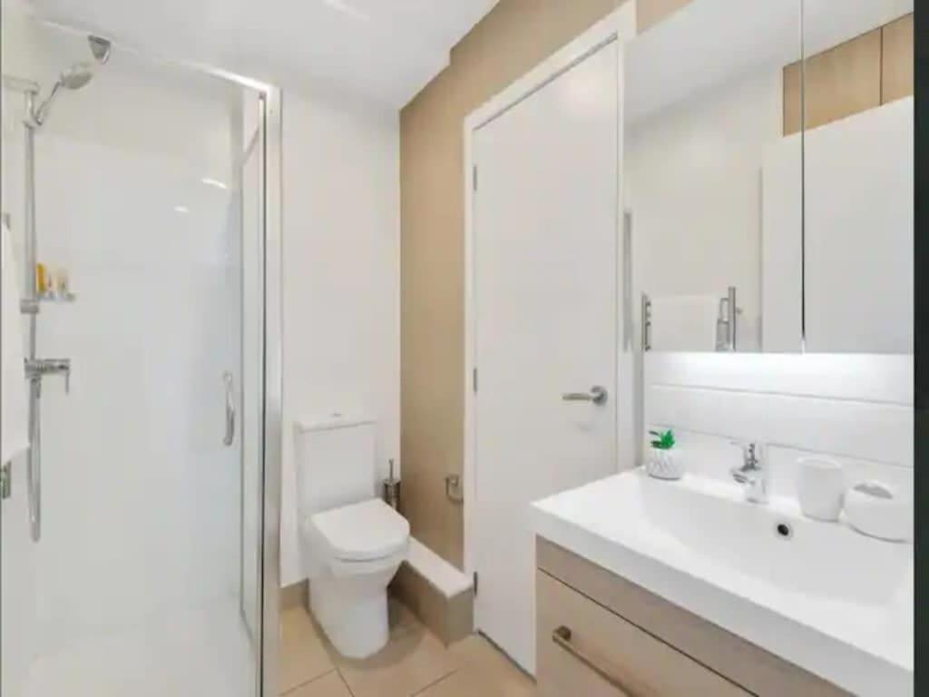 Ferienwohnung Just Opposite To Sky Tower , 2 Bed 2 Bath In Cbd Auckland Exterior foto